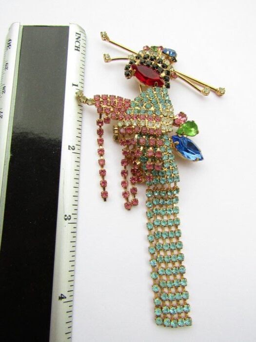 BEAUTIFUL GEISHA Asian Woman Kimono Fringe Colorful Rhinestone Brooch Pin