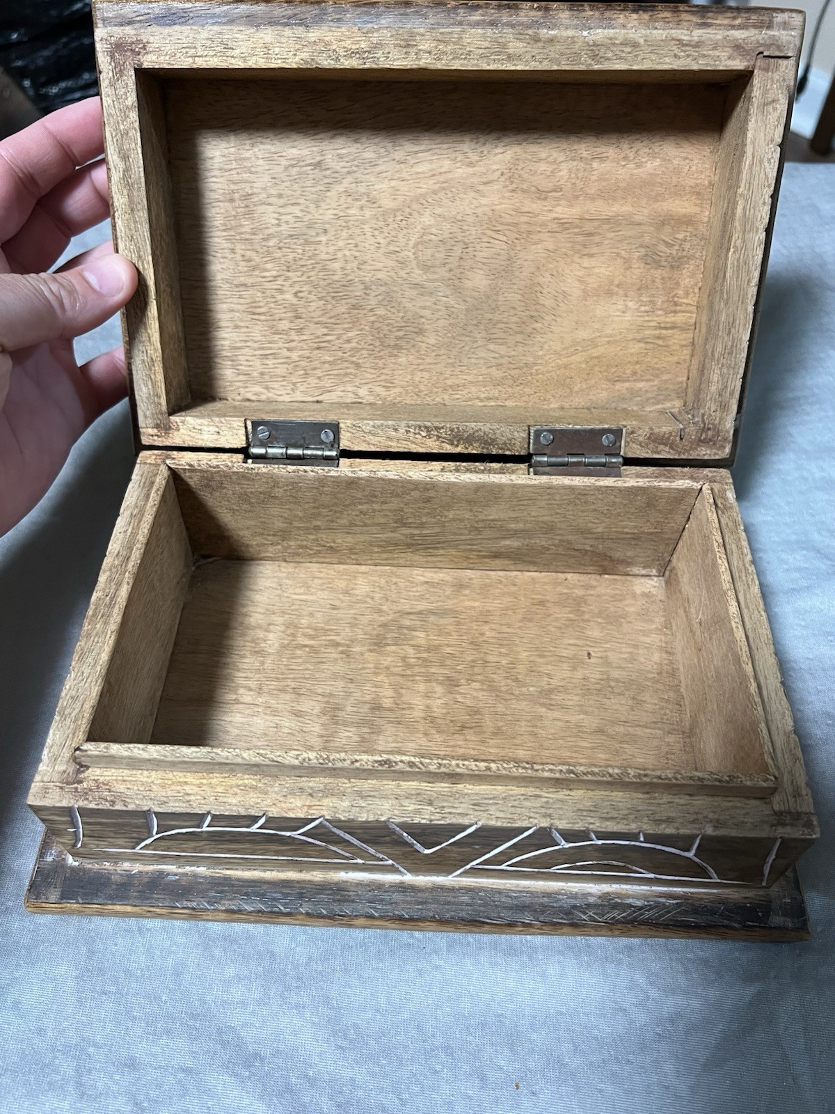 Wooden Floral Inlay Jewelry Box Hinged Lid Brown/Silver Tone 9x6x4 in