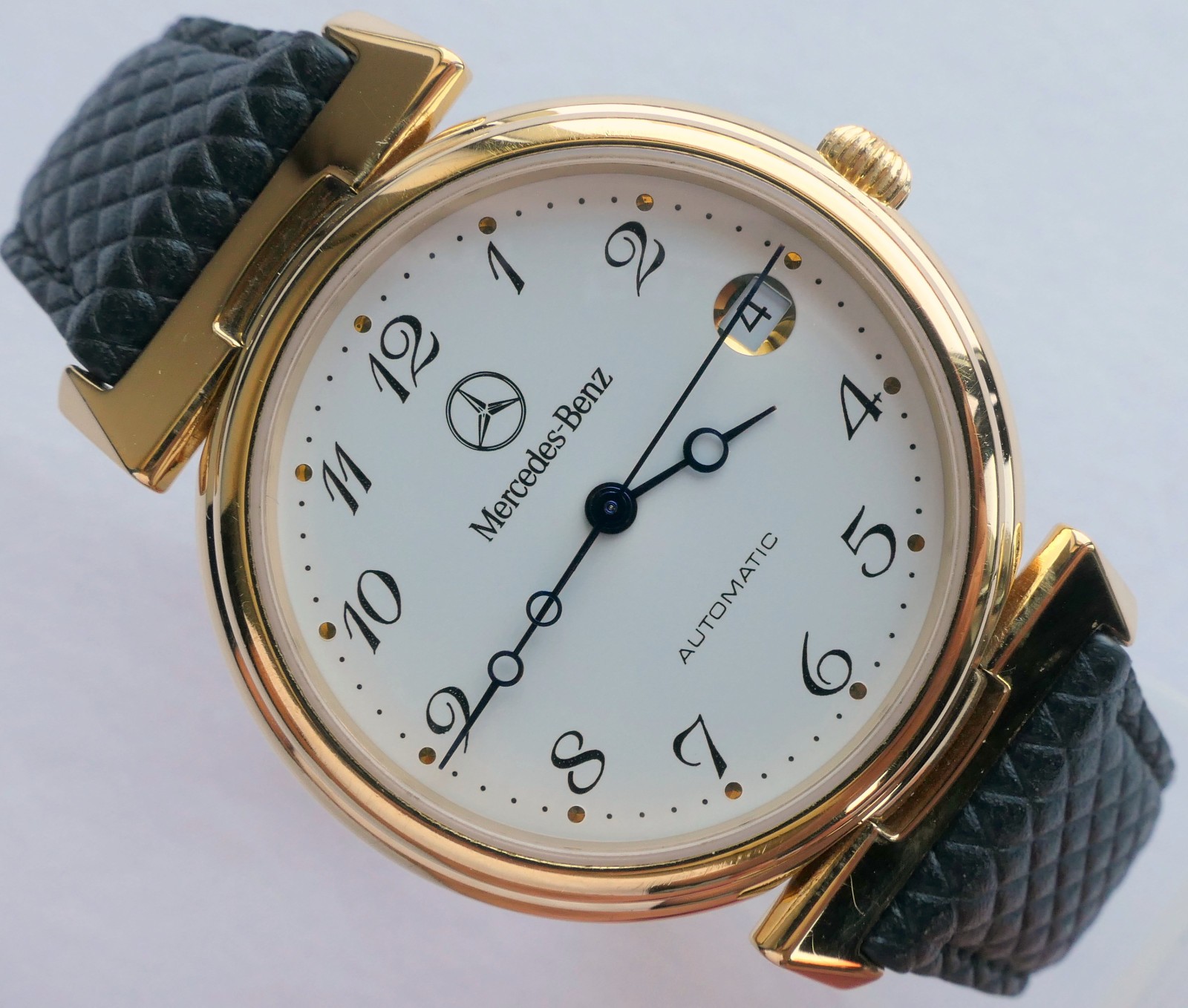 Mercedes Benz Made in Germany Classic Car Accessory Luxury Swiss Automatic Watch