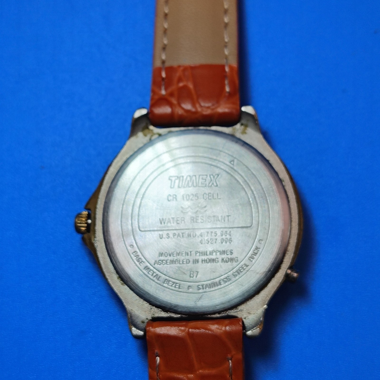 Vintage 1994 Timex 33mm Mens Quartz Field Watch Leather Band Indiglo Not Working