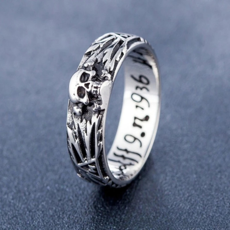 Personalized Fashionable Punk Skull Engraved Metal Silver Ring Fashionable