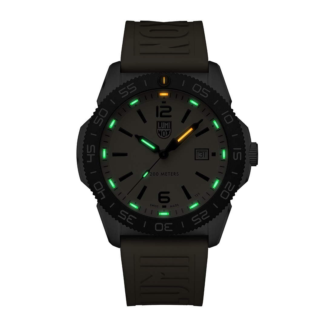Luminox Men’s XS.3125 Pacific Diver 44mm Quartz Watch