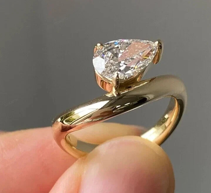 Wedding Ring 14k Yellow Gold Pear Cut Diamond 1 Carat Lab Grown E F VVS CVD IGI