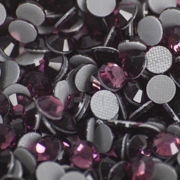 Hot-Fix Rhinestone 1440pcs Flatback Iron-On Beads Charming Amethyst ss10 3mm