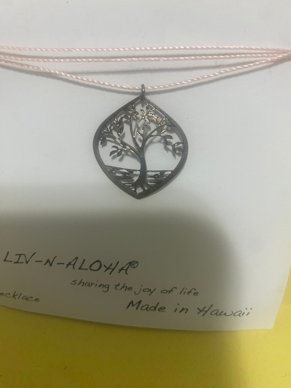 TREE NECKLACE MADE IN HAWAII “LIV-N-ALOHA” NEW