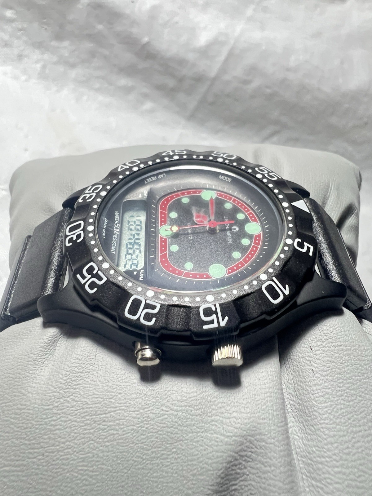 Jb Champion Classic,day/date, manual And Digital,40mm,WR50M, rotating, Black Rub