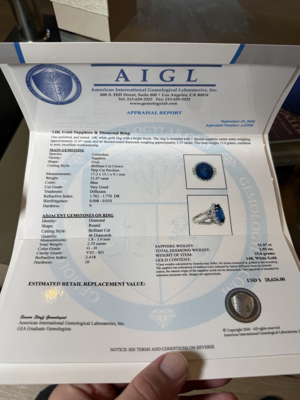 AIGL Certified 14kt Gold 23.62 ct Oval Natural diffused Sapphire & Diamond Ring