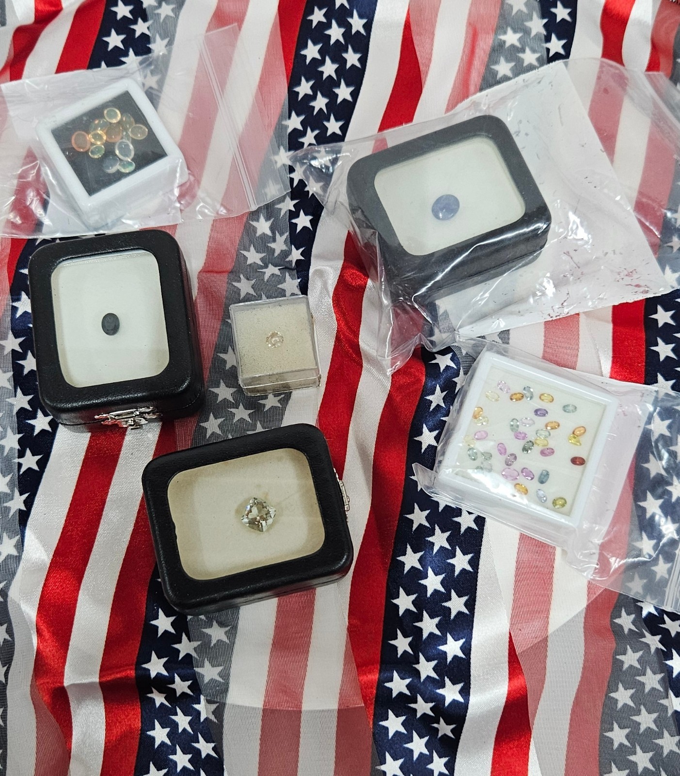 NEW ASSORTED GEM STONES Jewels Nice
