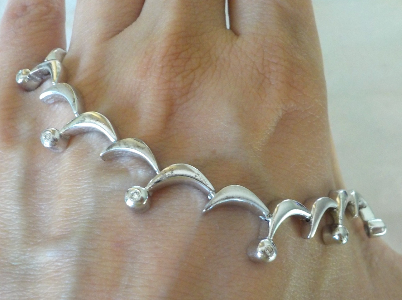 Estate Solid 14k White Gold Crescent Link Diamond Bracelet – 16.0 gms, 7.6 inch
