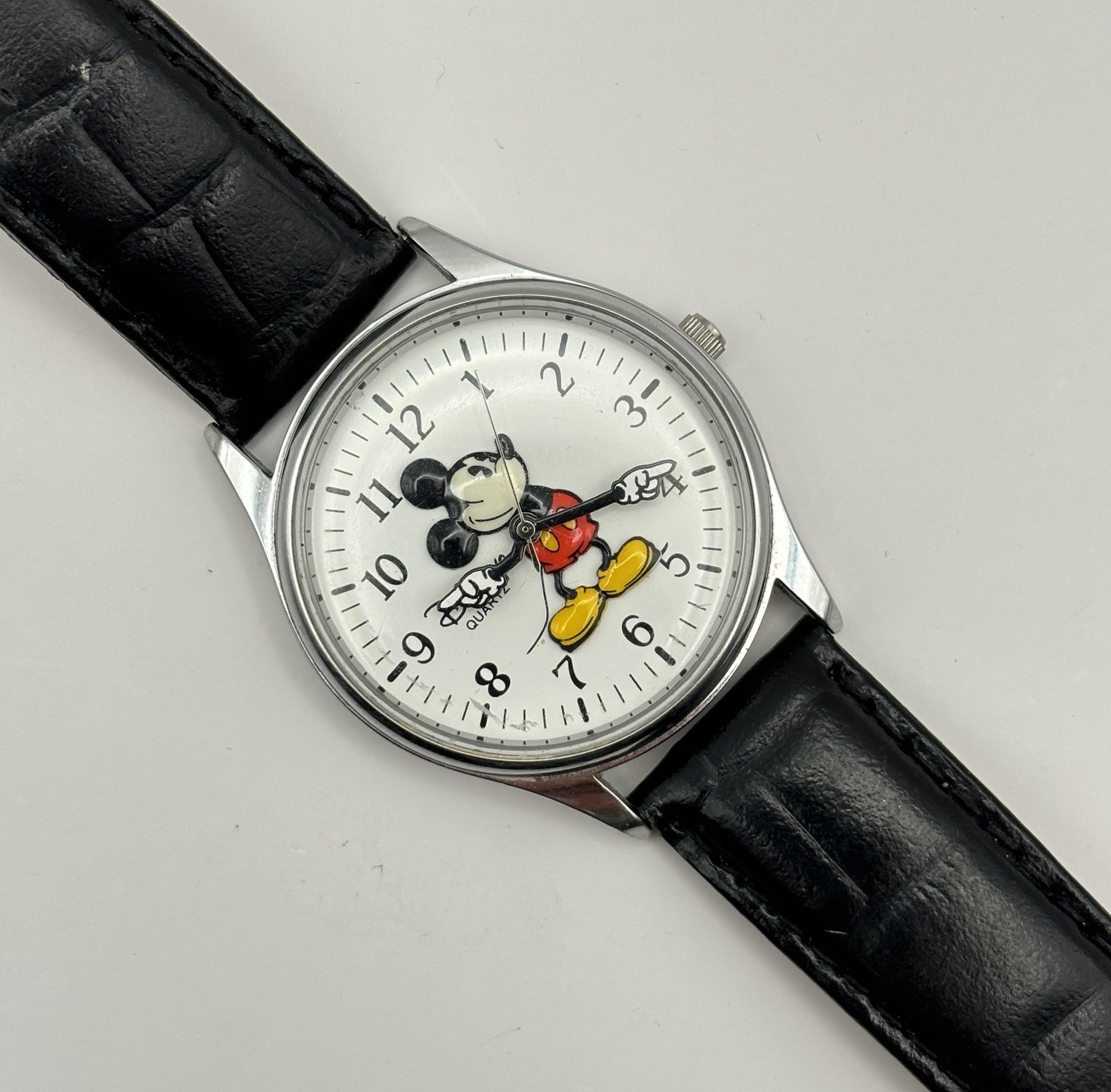 Disney Authentic V896-7249-4-12030 Quartz Analog Women’s Watch #7.36