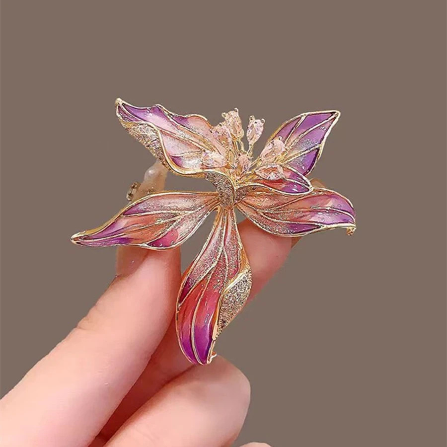 Romantic Iris Flower Brooch Pin for Women Men Rhinestone Floral Plant Lapel Pin
