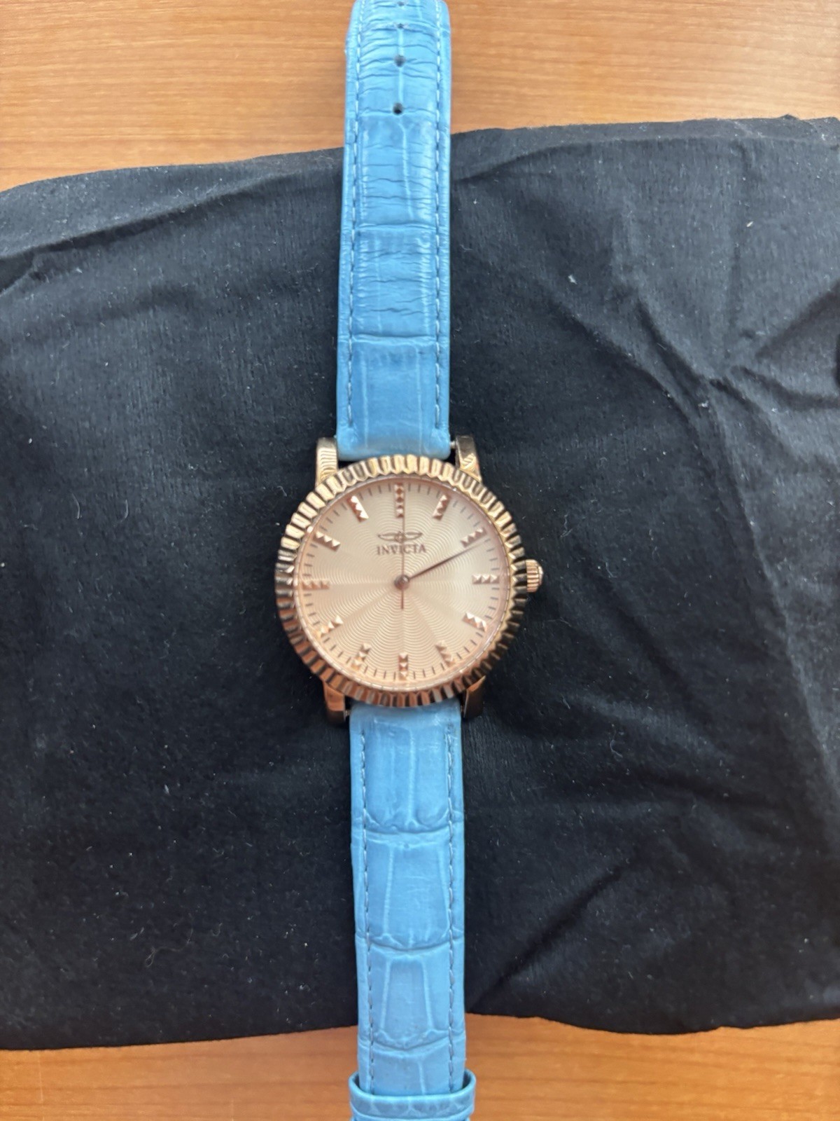Invicta Angel 22484 Women’s Rose Gold Tone Blue Leather Quartz Watch Read