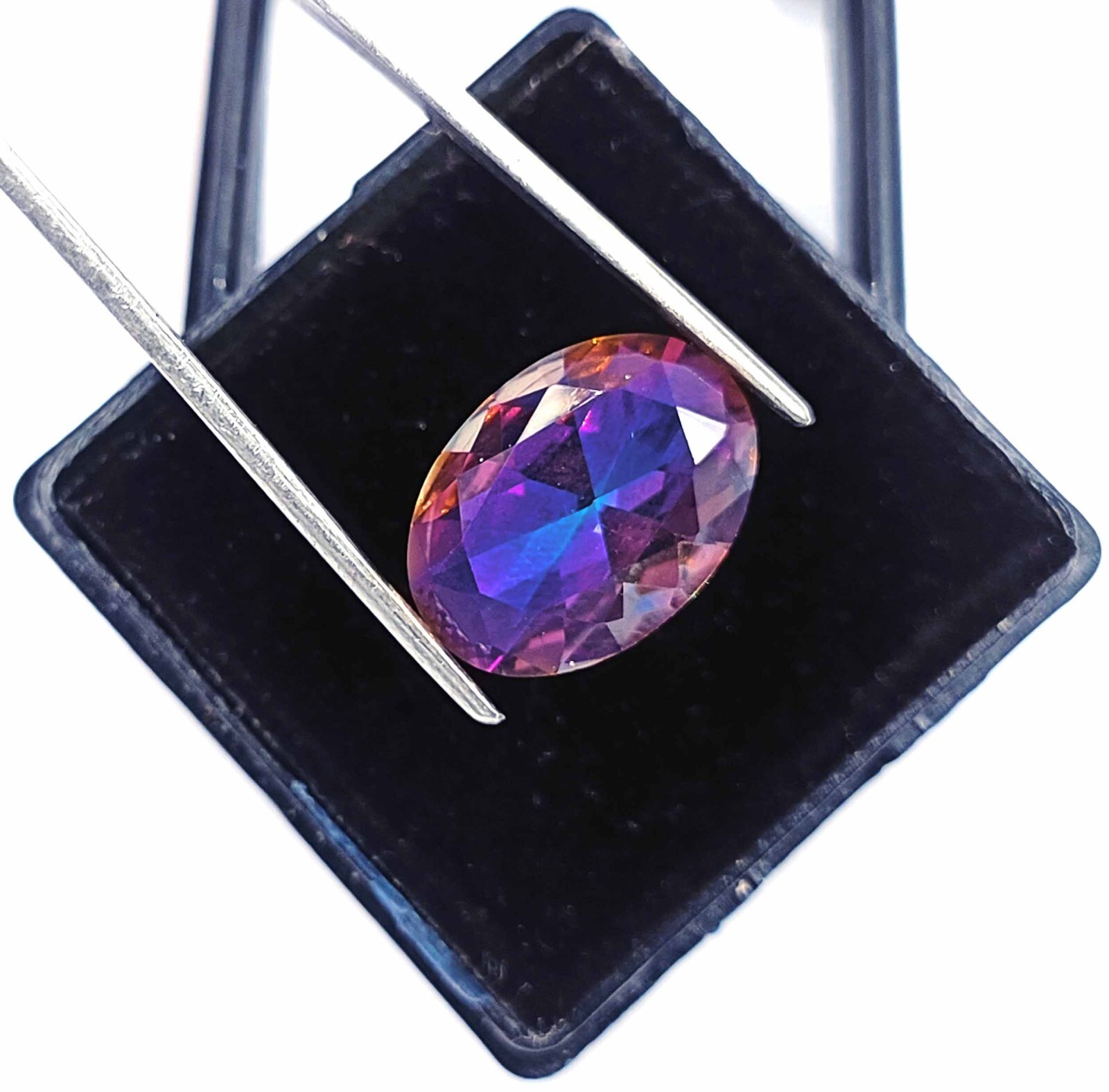 Bi-Color Alexandrite Oval Cut 7.10 Ct Natural IGL Loose Gemstone Russian AKW