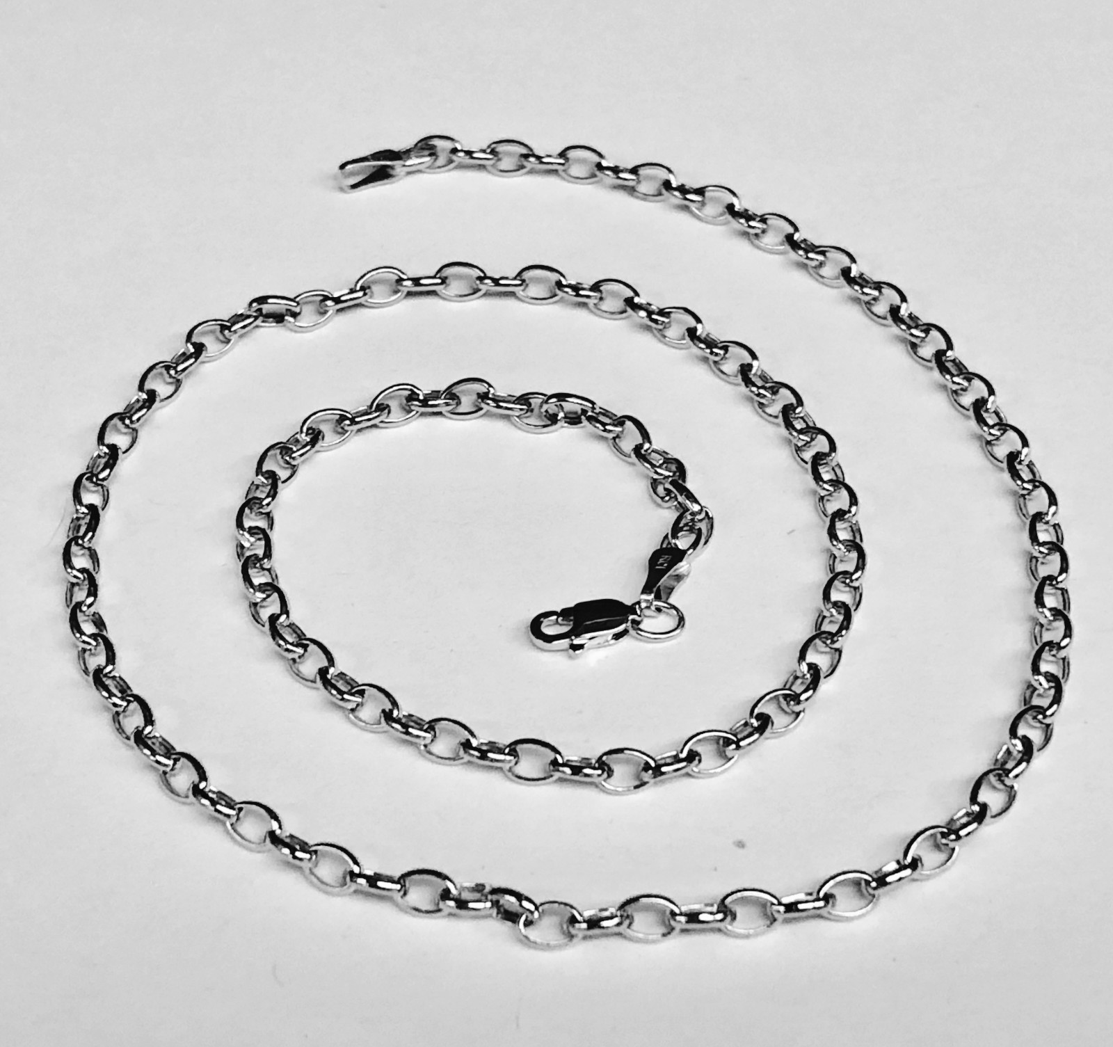 14k White Gold Oval Cable ROLO Link Pendant Chain/Necklace 18″ 3.3 mm 3.9 grams