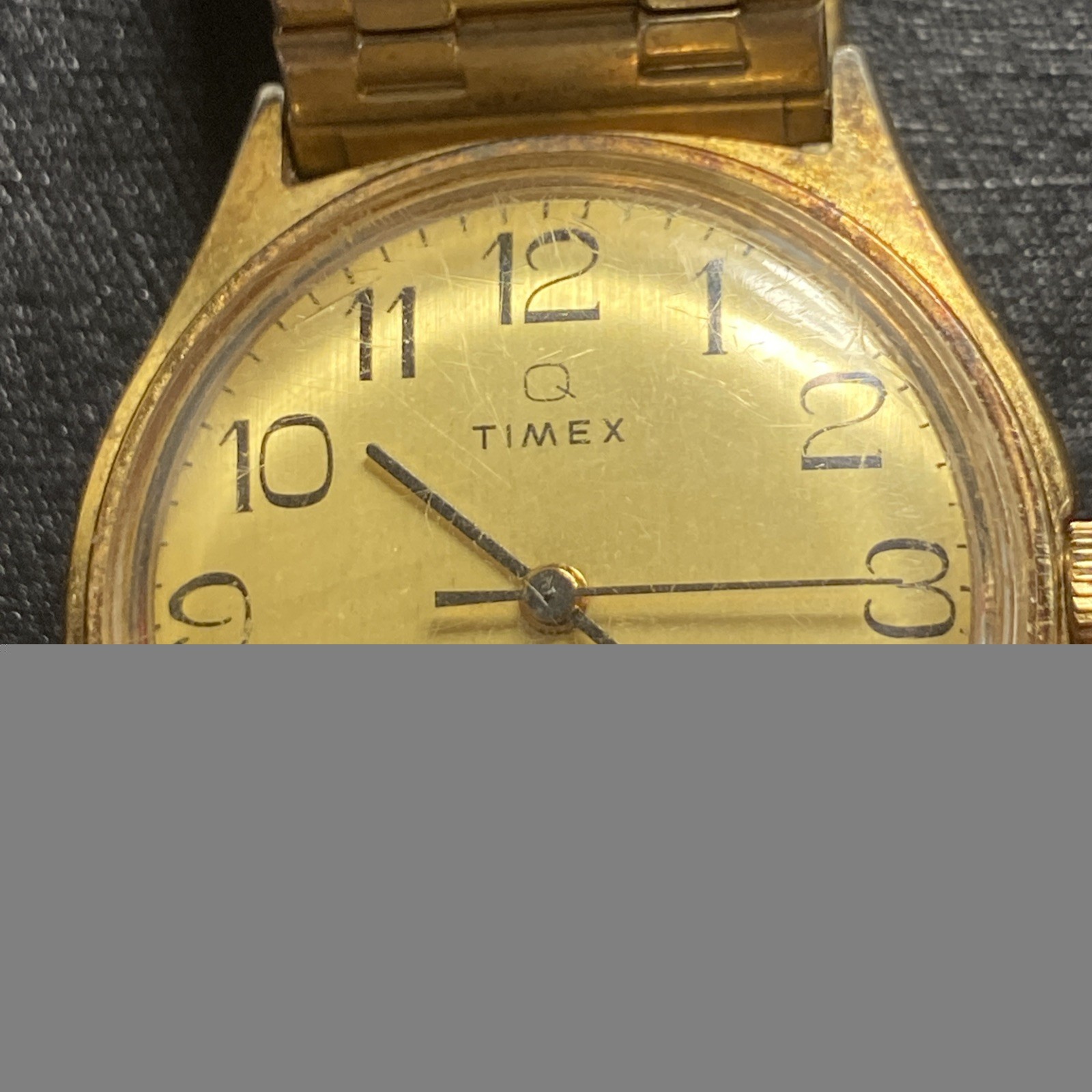 VTG 80s Timex Men’s Gold Quartz 33.5 mm Speidel Stretch Band for Parts?Untested