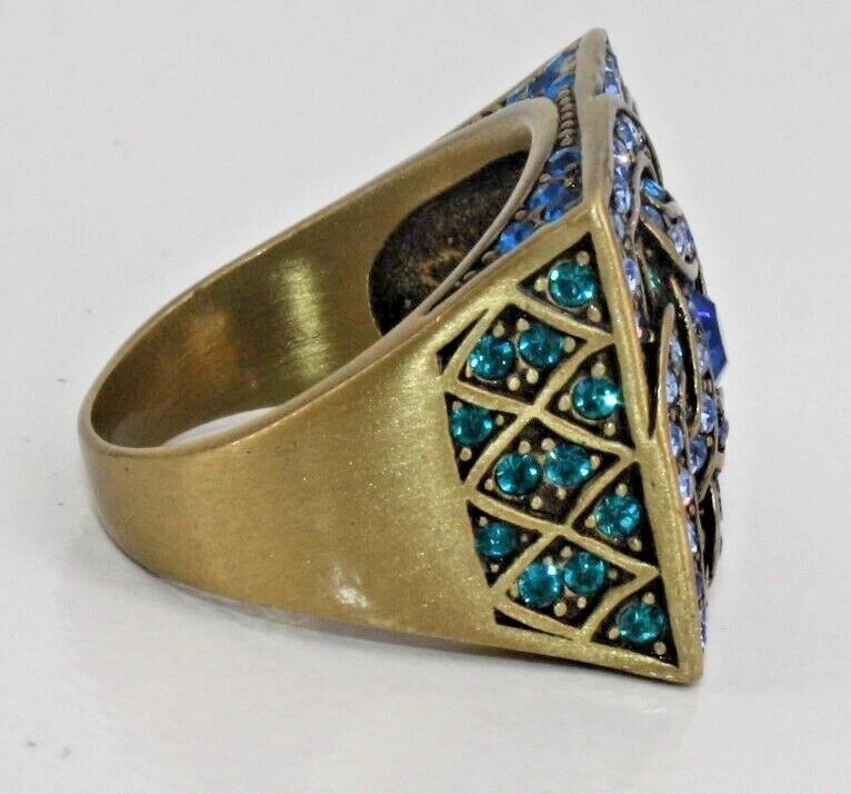 LA VINTAGE KATHY LEVINE SQUARE SHADES OF BLUE RHINESTONE SERENDIPITY RING 7 LN