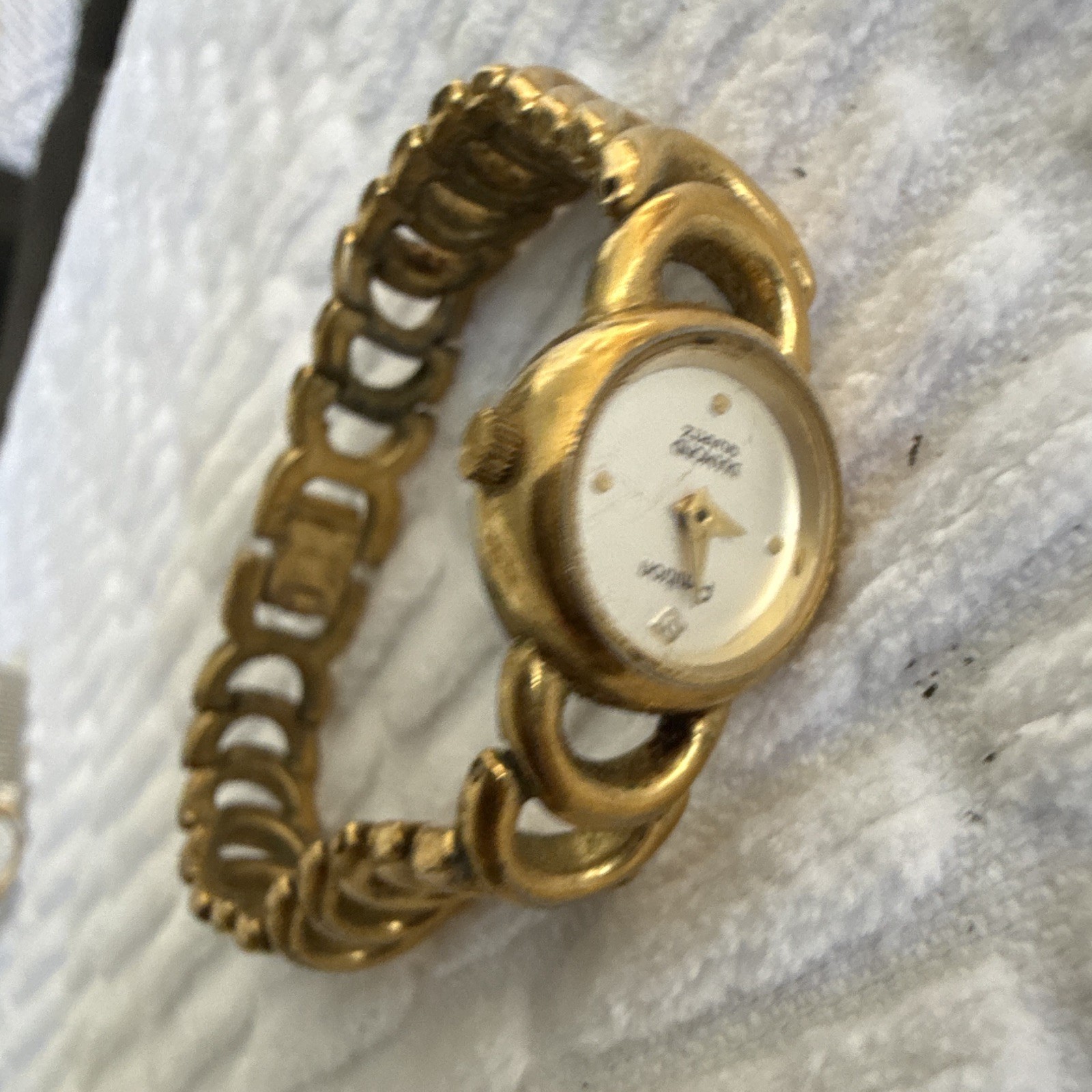 Armitron Diamond Quartz Women’s Dress Watch Gold-Tone Bracelet White Dial
