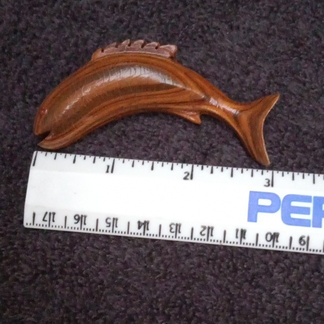 Carved Brown Fish Brooch Pin 3 in Long, Animals & Fishing Theme Vintage