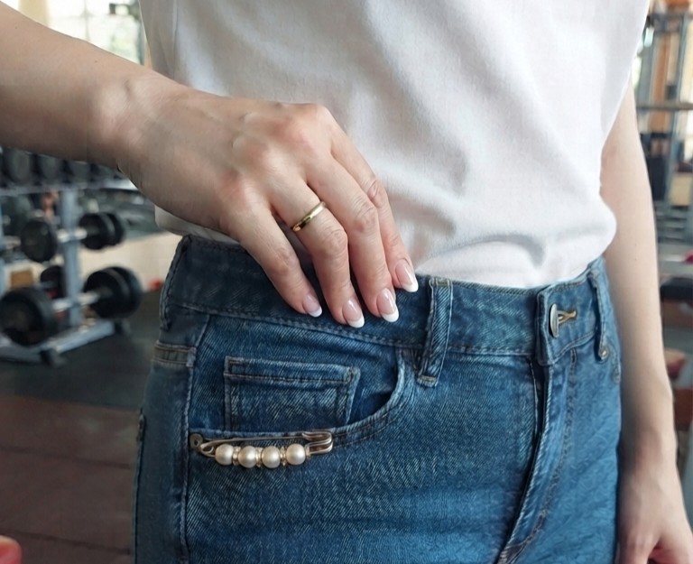 Adjustable Waistband Clips for Pants, Skirt Belt Tightener Set Anti Slip Safety