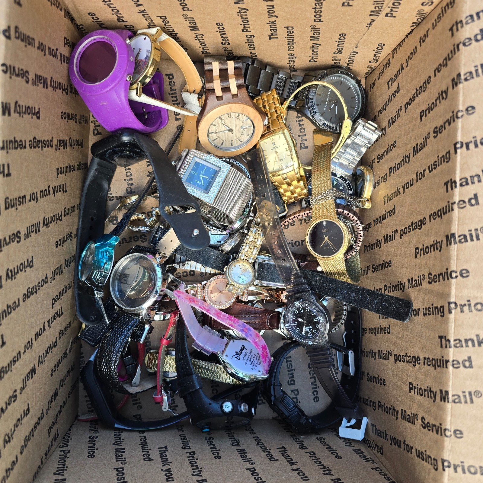 Watch Lot Men Women Invicta Casio Guess Fossil Wenger 15.8 LB VTG Modern PARTS