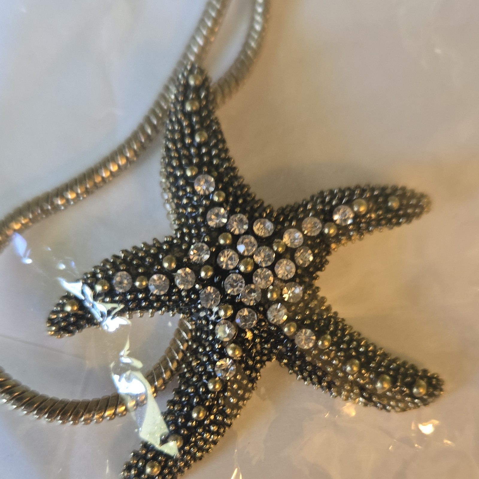Starfish Beach Jewelry Set Necklace & Earrings, Gold With Black Tone, New