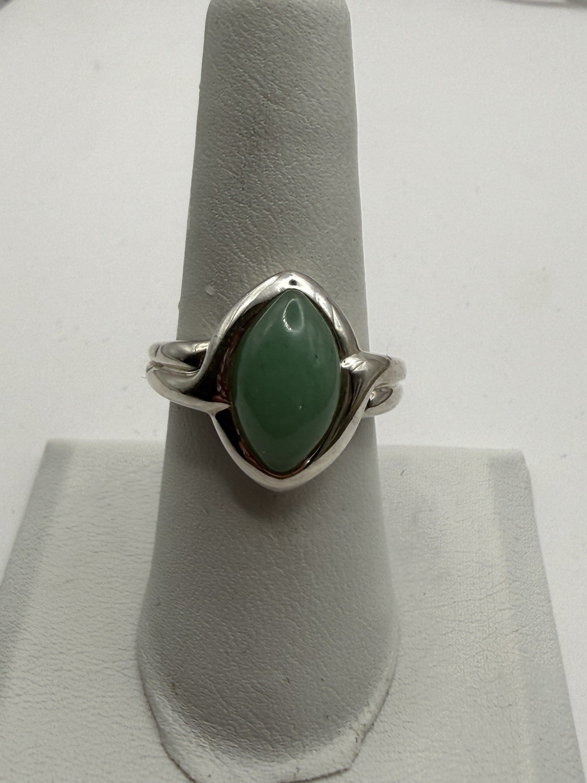 Ring Sterling Sterling Green Aventurine Marquise Shape Size 8 Bezel Set 6.3 Gram