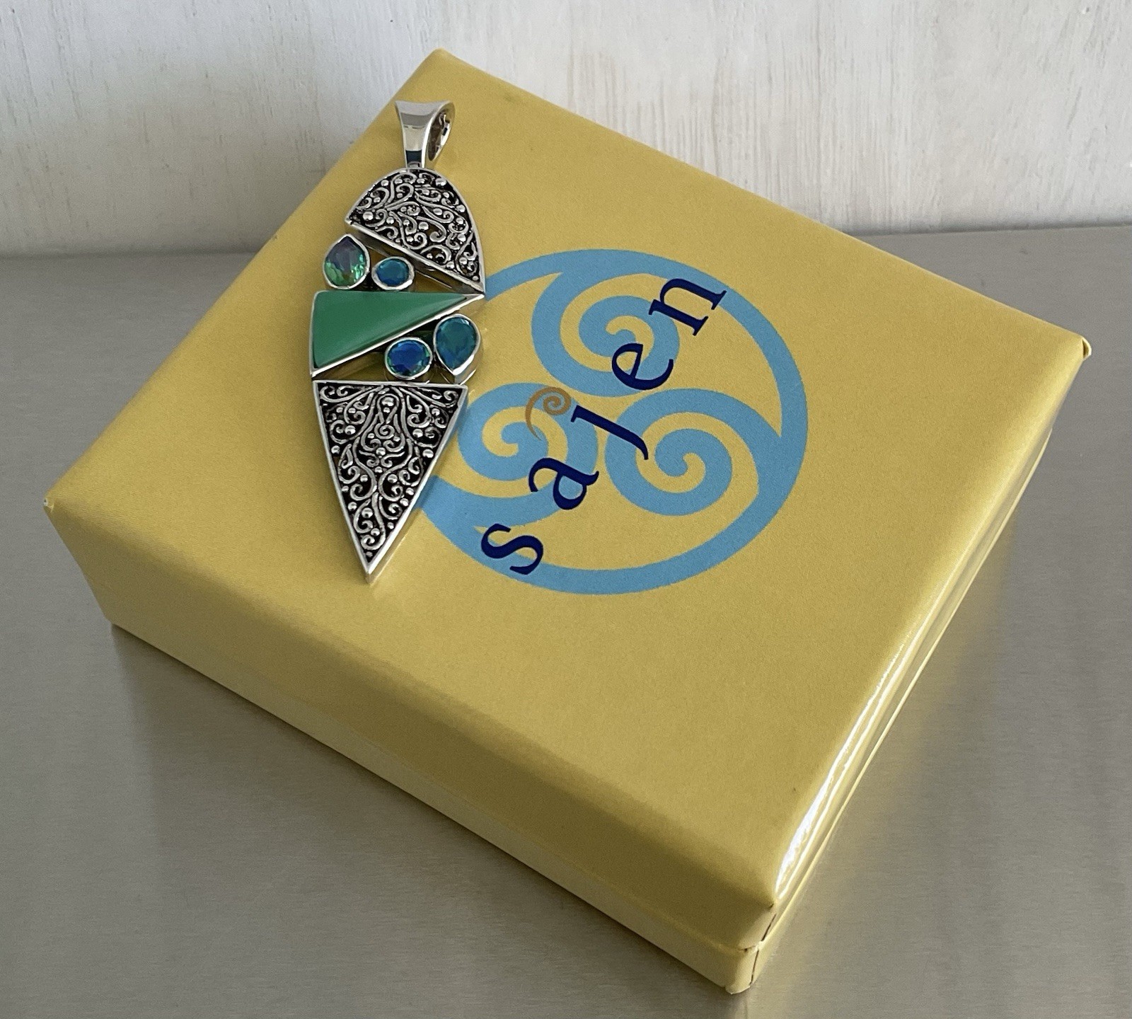 Sajen Chrysoprase, Rainbow Paraiba Quartz Pendant 3.00 CTW 925 Sterling Silver