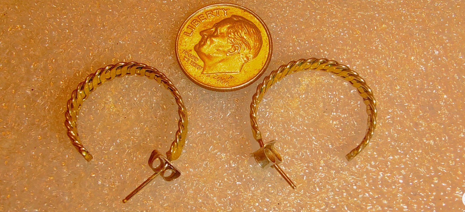 14K solid gold C-Hoop Earrings 20mm 2-3 grams ((44))