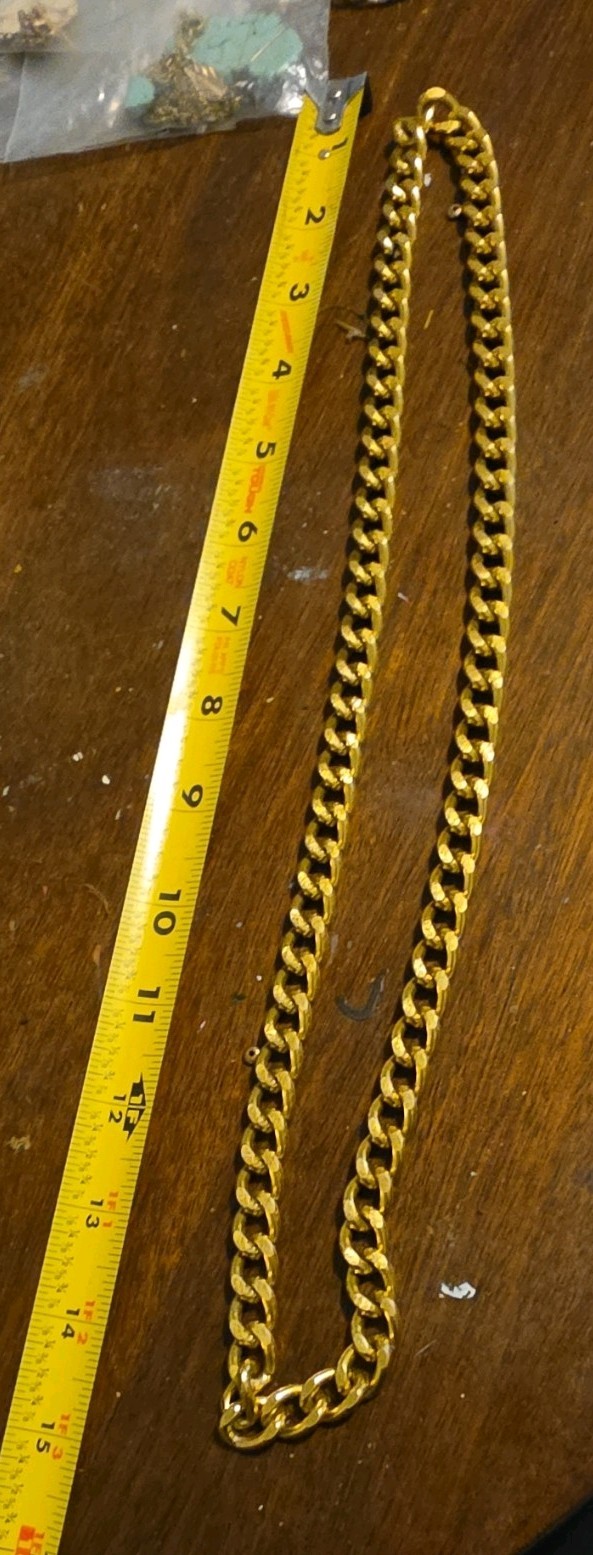 Lot of 3 Necklaces Gold Tone Curb Chain Lobster, White & Tan Beaded Strands