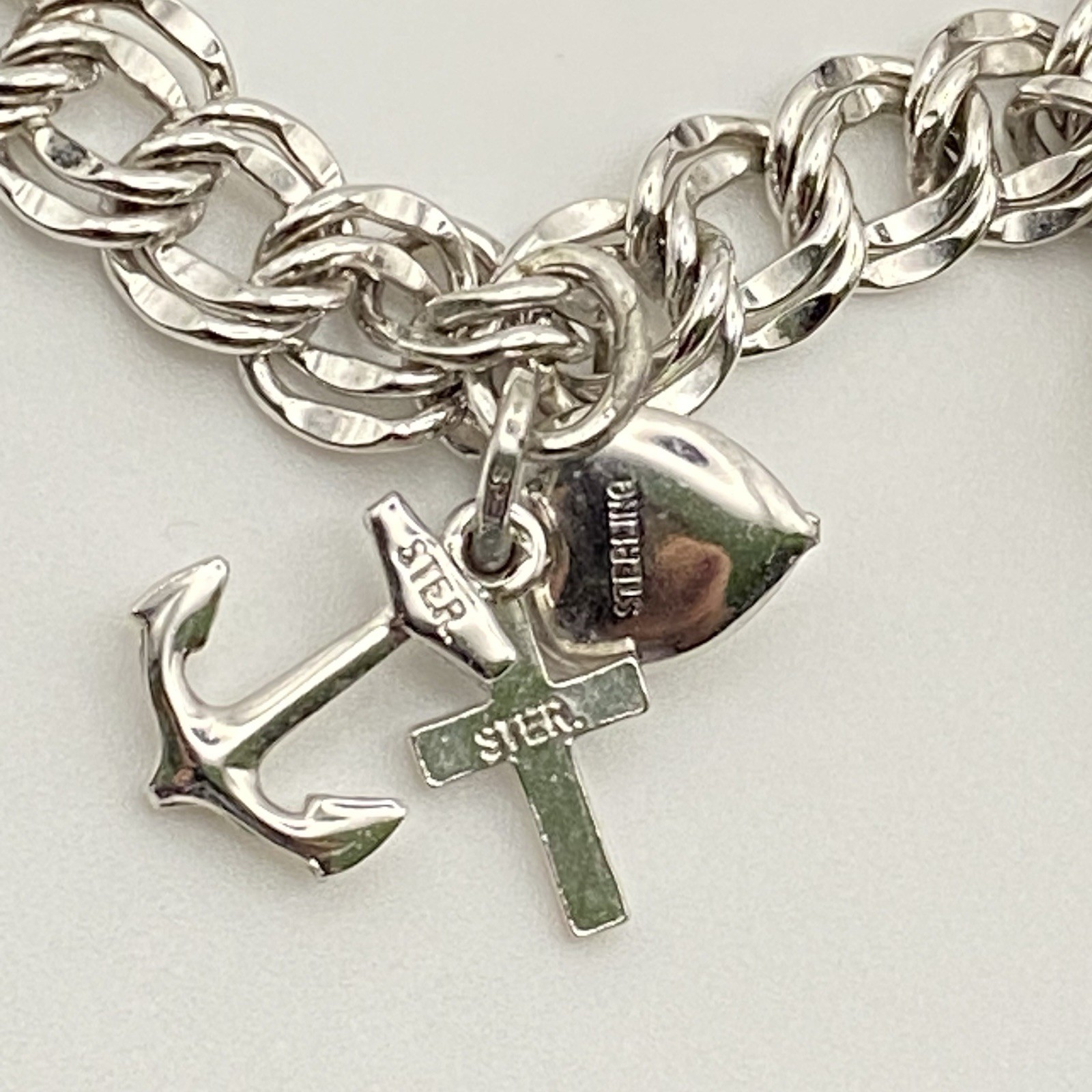 Vintage 70’s Sterling Silver 7″ Variety Charm Bracelet Double Link Safety Chain