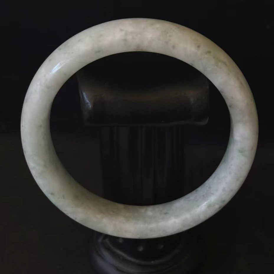 Natural Light Green Jade Bracelet Bangle, Width 14 mm, In-Perimeter 7.2-7.5 inch
