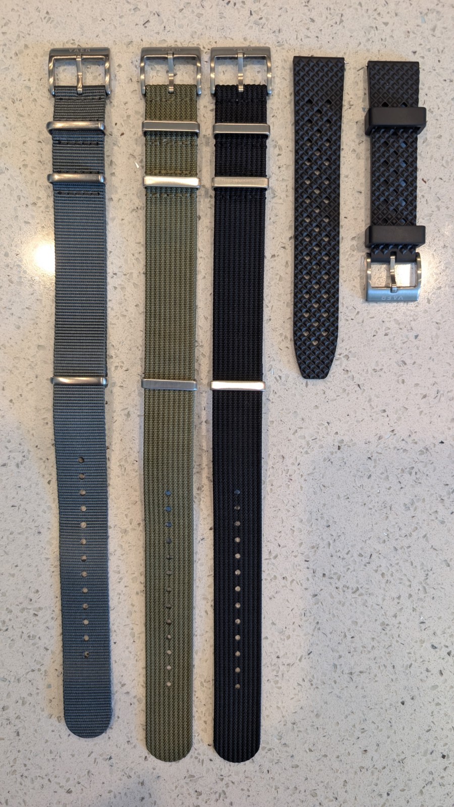 Set of 4 Vaer watch straps – 20mm – Nylon & FKM Rubber