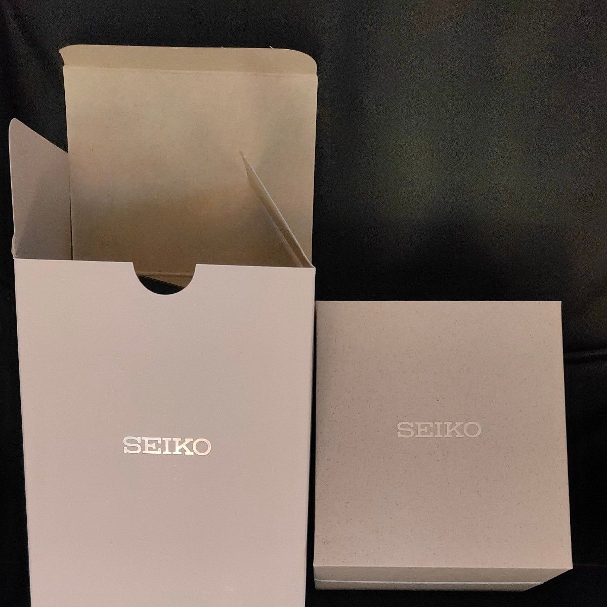 SEIKO SELECTION Men’s Battery Powered Quartz SCDC085 (Black)
