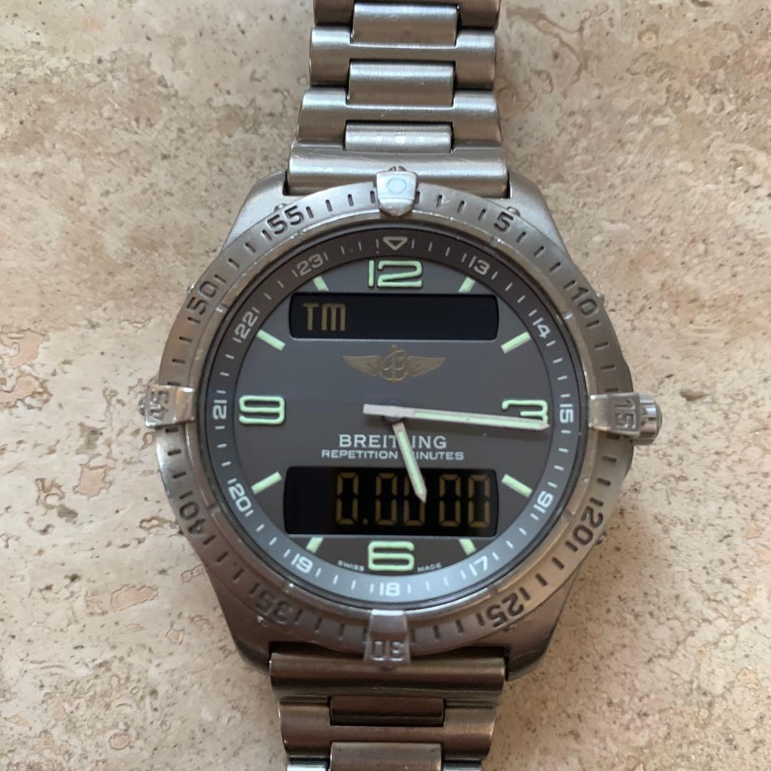 BREITLING Aerospace E65062 Quartz Ana Digi Titanium 40mm Gray Dial Pilot Watch