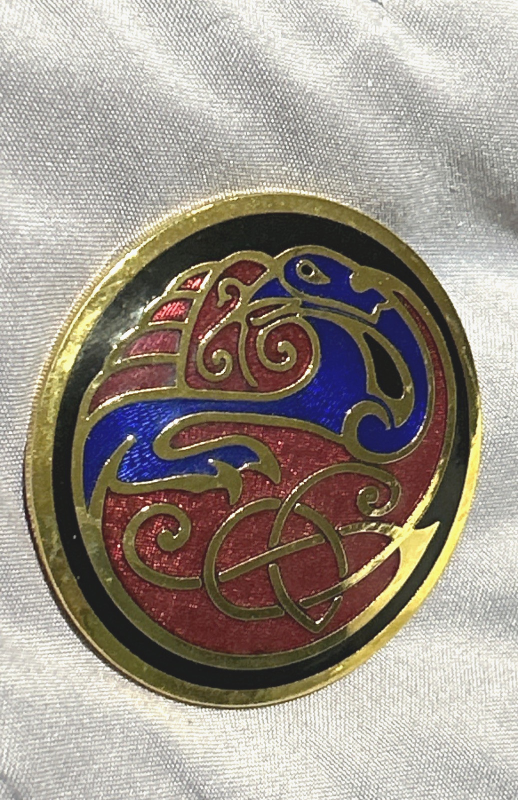 CELTIC SEA GEMS Signed Cloisonne Style Enamel Gold Tone Brooch Pin and Gift Bag