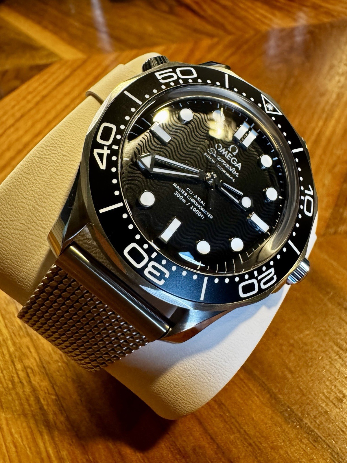 Omega Seamaster Diver Black Dial Mesh Bracelet 210.30.42.20.01.010 NEW 2026