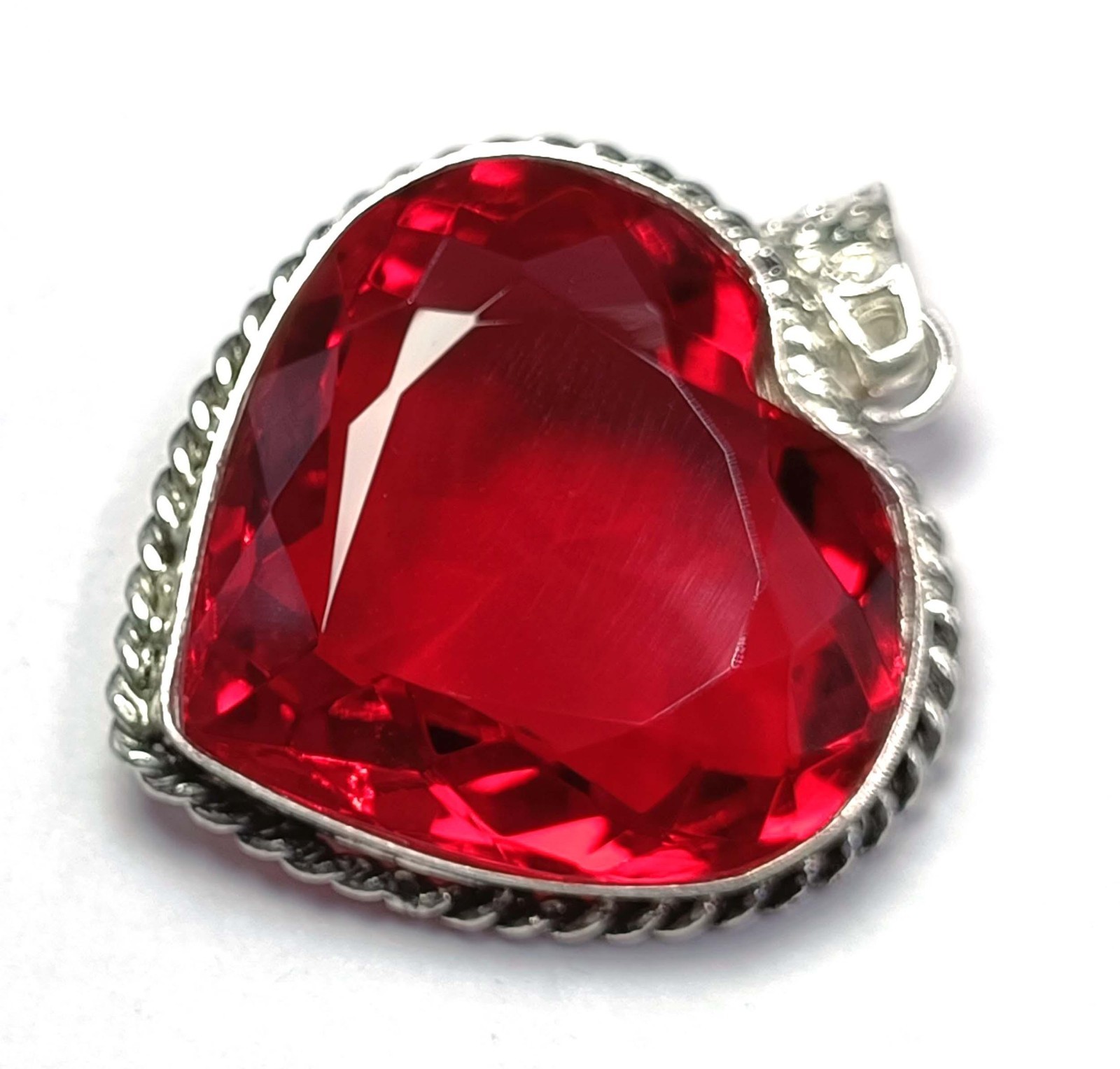 90.00 Carat Natural Red Ruby Heart Pendant 925 Sterling Silver Gems 5NSJ