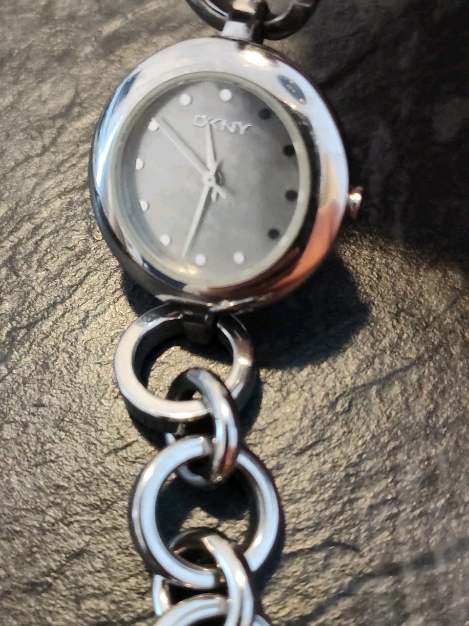 Lot 5 Women’s Fashion Watches DKNY Nine West Premier Designs – Needs Batteries