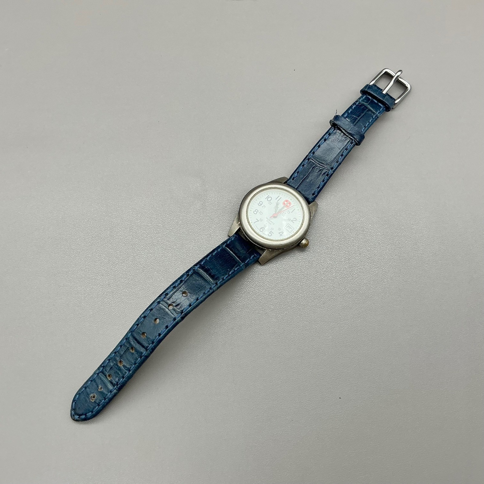 Wenger Watch Womens Silver Tone Blue Leather Band Military Style Date 8.25 In