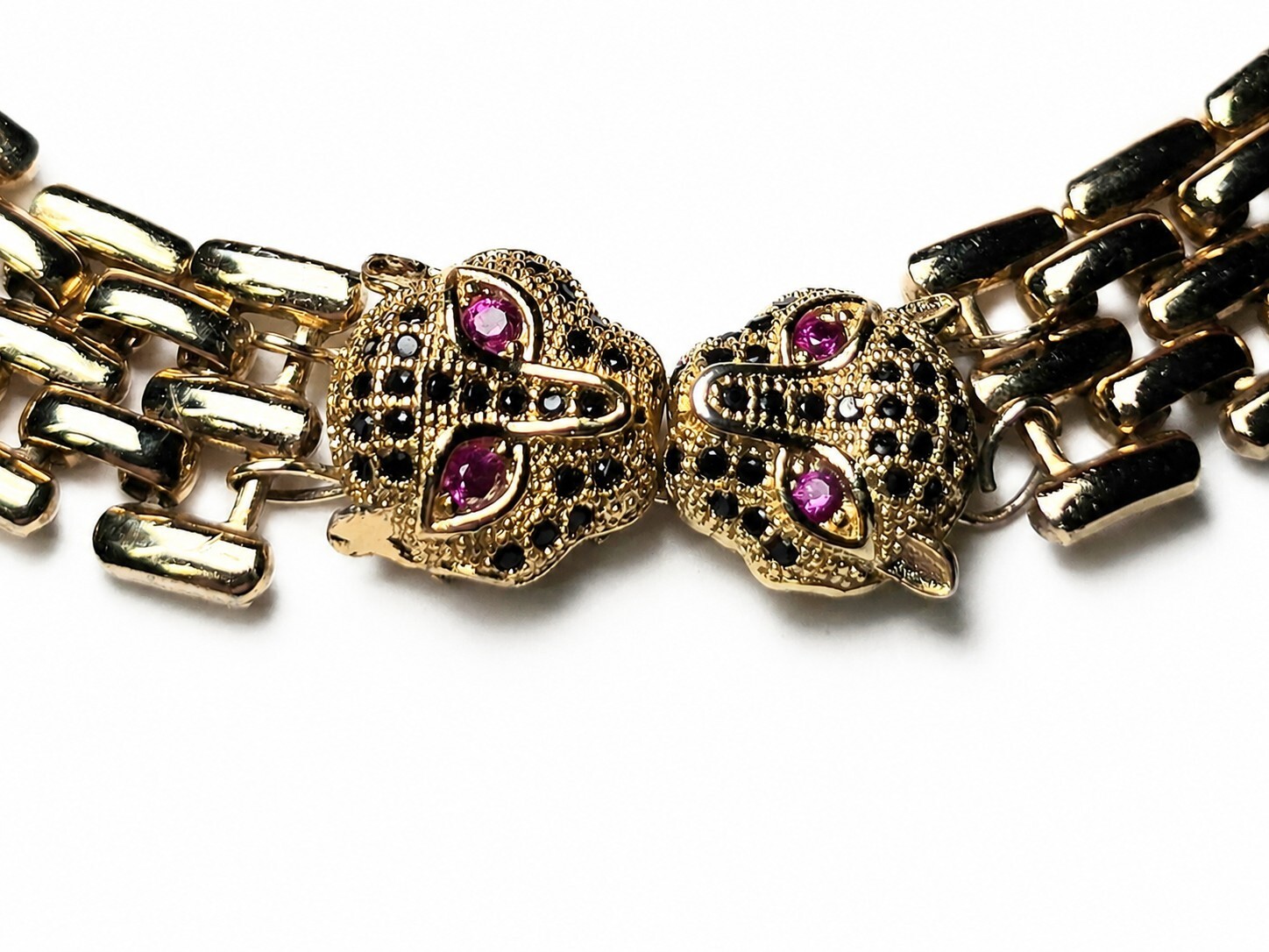 7″ Vintage Gold Tone Double Panther Head Gate Link Bracelet UV Ruby Eyes
