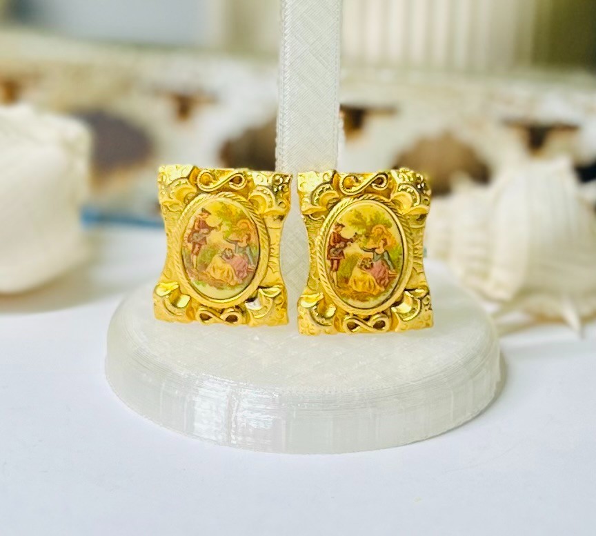 Vintage Bijoux Terner Gold Frame Victorian Picture Clip Earrings w/Original Card