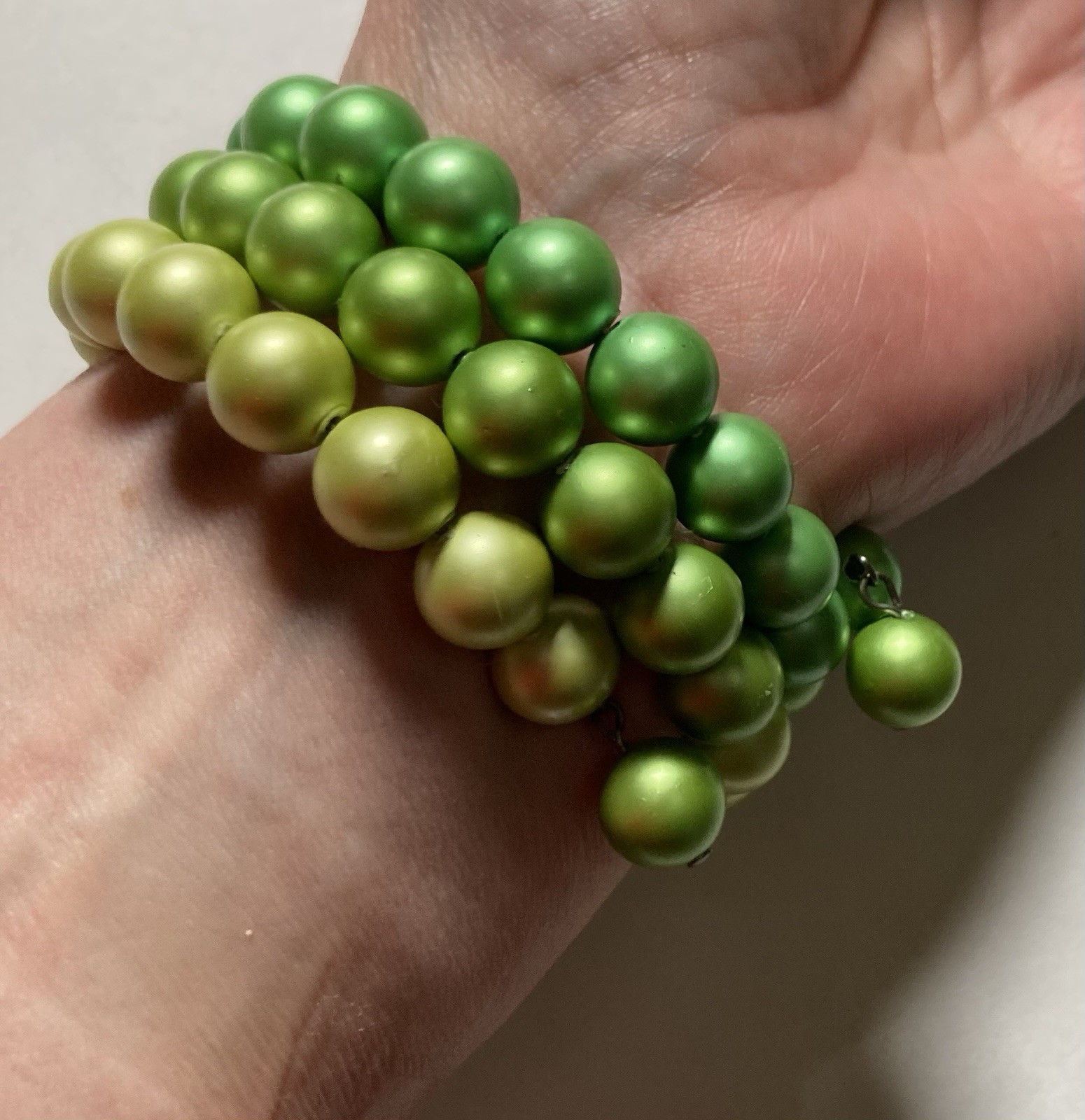 Vintage Green Beaded Wrap Stretch Bracelet Stackable Round Beads Bead Closure