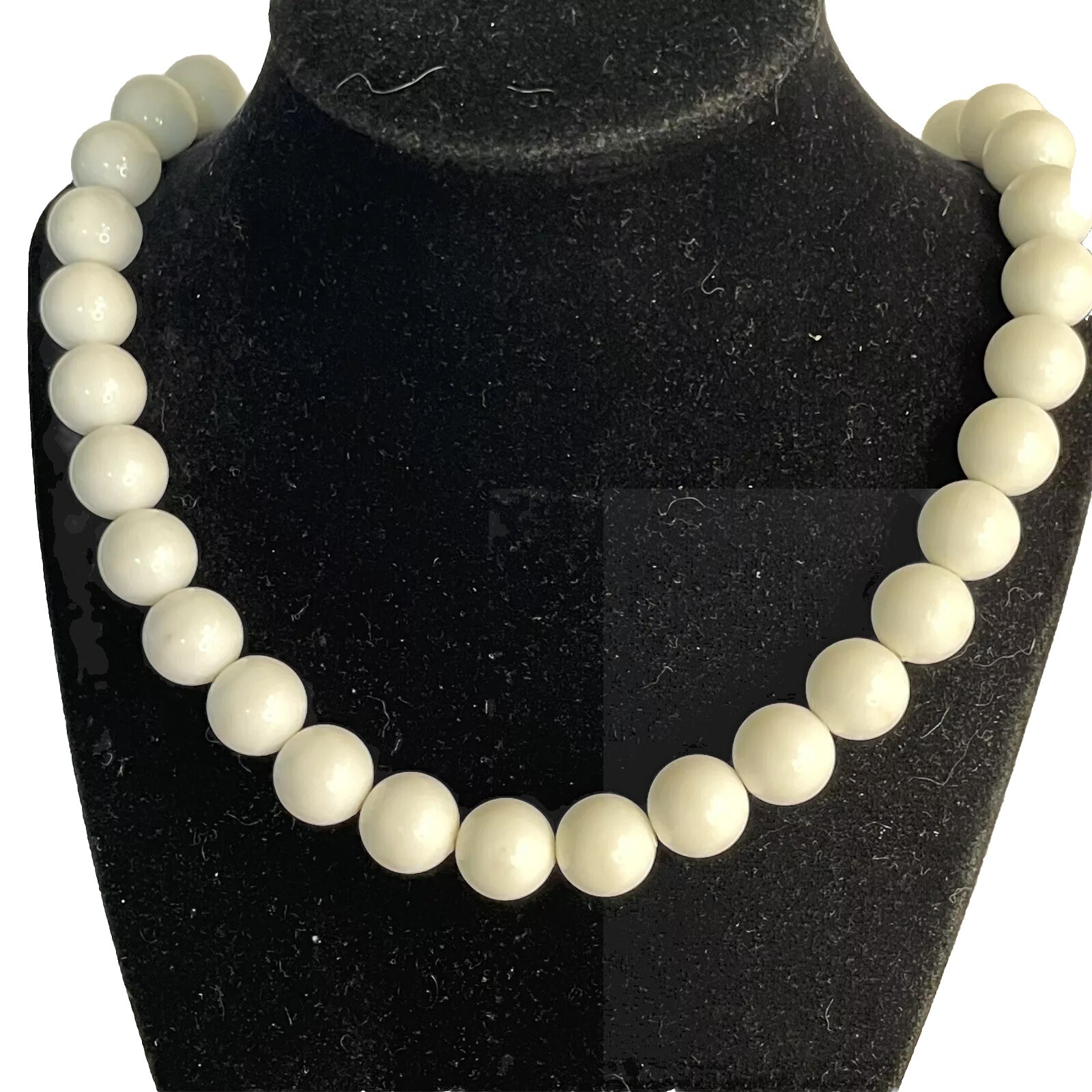 Vtg White Large Bead Gold Necklace Made In Austria Lucite Bubble Gum 1950 Classy