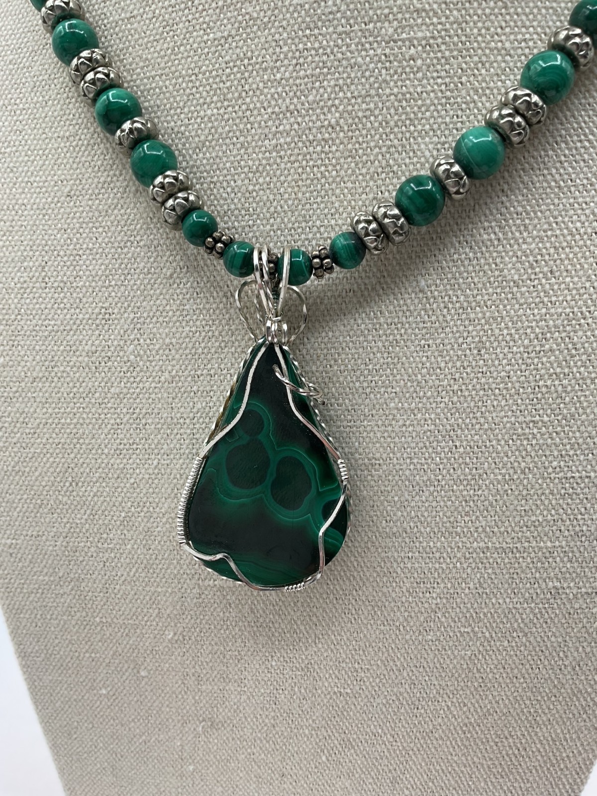 Malachite and sterling wire wrapped pendant necklace handcrafted 28 in 140 gm