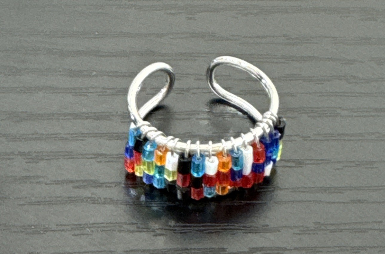 Multicolor Glass Beaded Adjustable Ring Boho Artisan Style Size 7-9 VTG 1990’s