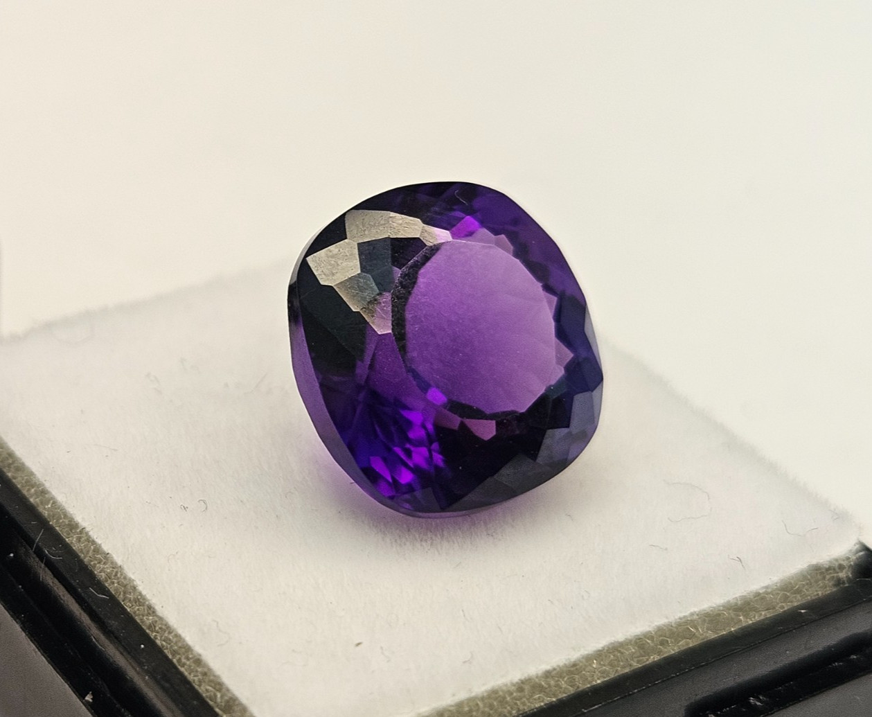Purple Amethyst 6-7 Ct Cushion Cut Natural Certified For Ring Making Gemstone