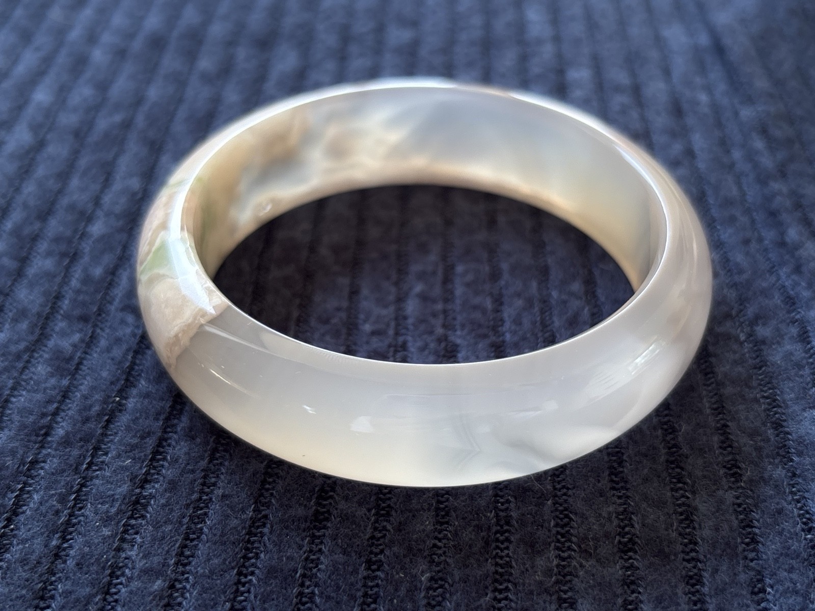 61mm Natural Cherry Blossom Agate Bangle Sakura Flower Quartz