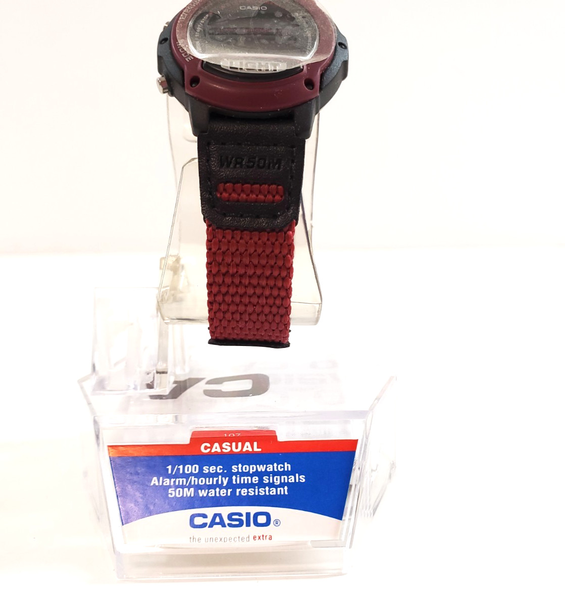 Vintage NOS Casio 1602 LW-22H Illuminator Womens Maroon Red Watch