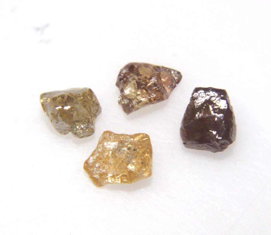 1.91CTS MULTI COLOR ROUGH DIAMOND LOT 4.93-5.94 MM