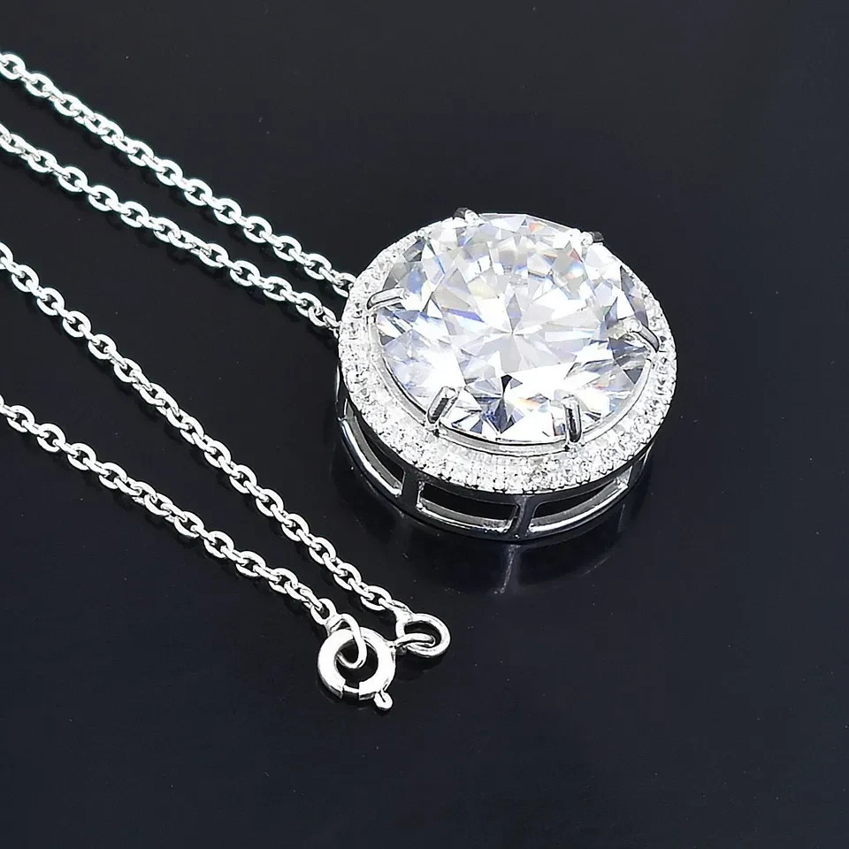 Rare 26.50 Ct Certified White Diamond Solitaire Pendant 925 Silver